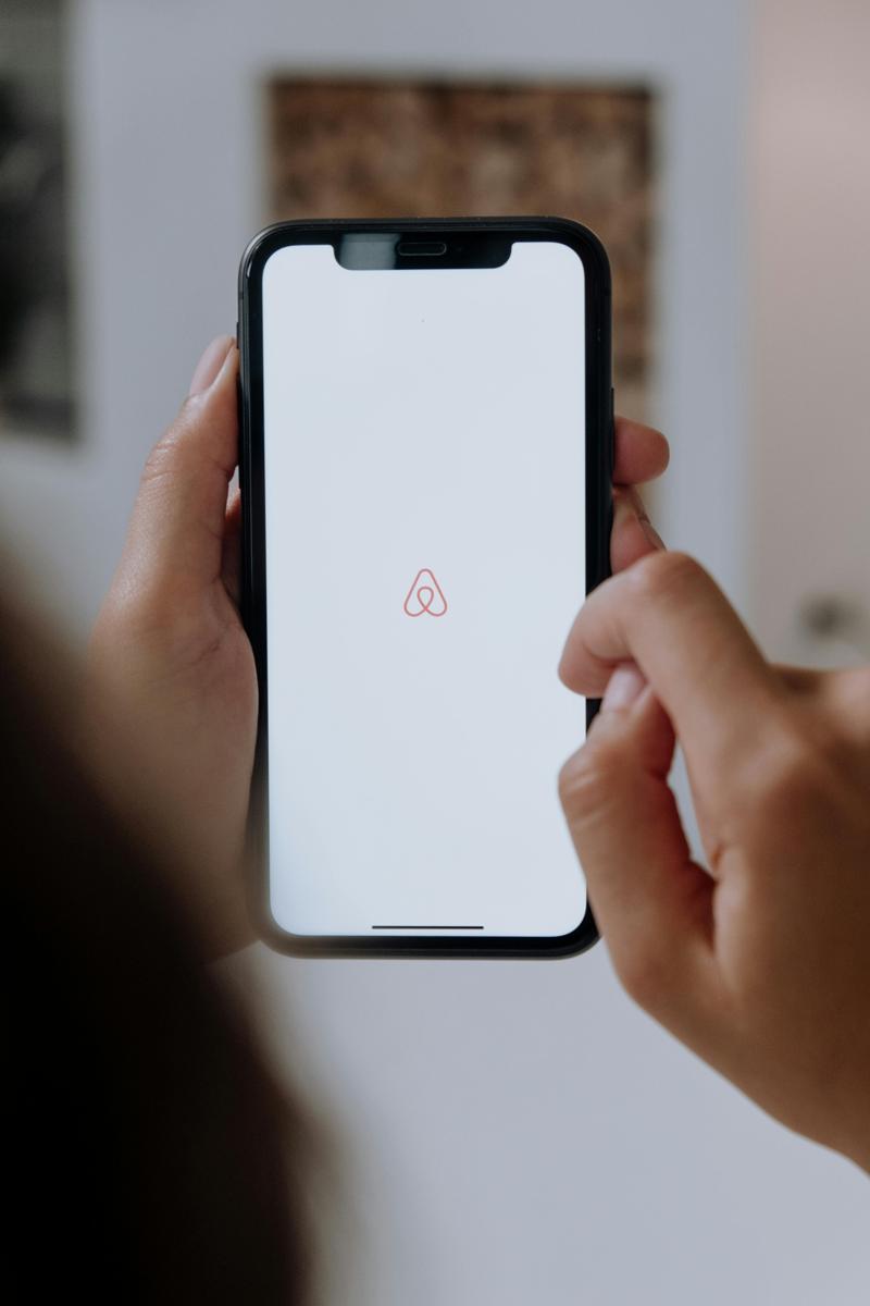 Airbnb co-founder
